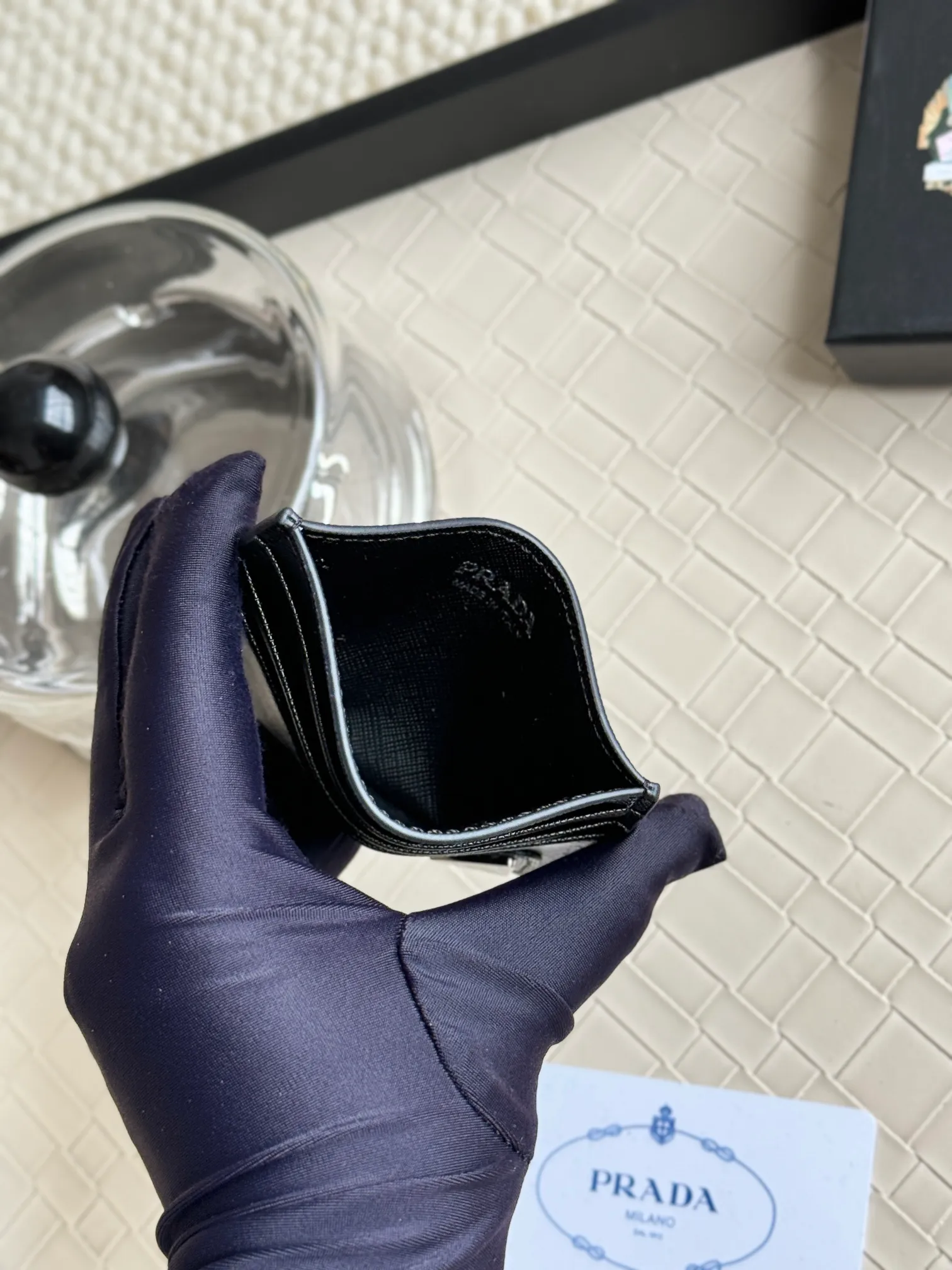 💰100prada popular card holder, unisex small card holder, black, model 1MC025, oblique triangle, made of cross-grain cowhide, 6 card slots ➕ one middle compartment, can hold multiple cards and zeros 💰, size 11.2×8.5cm, real shot, what you see is what you get
