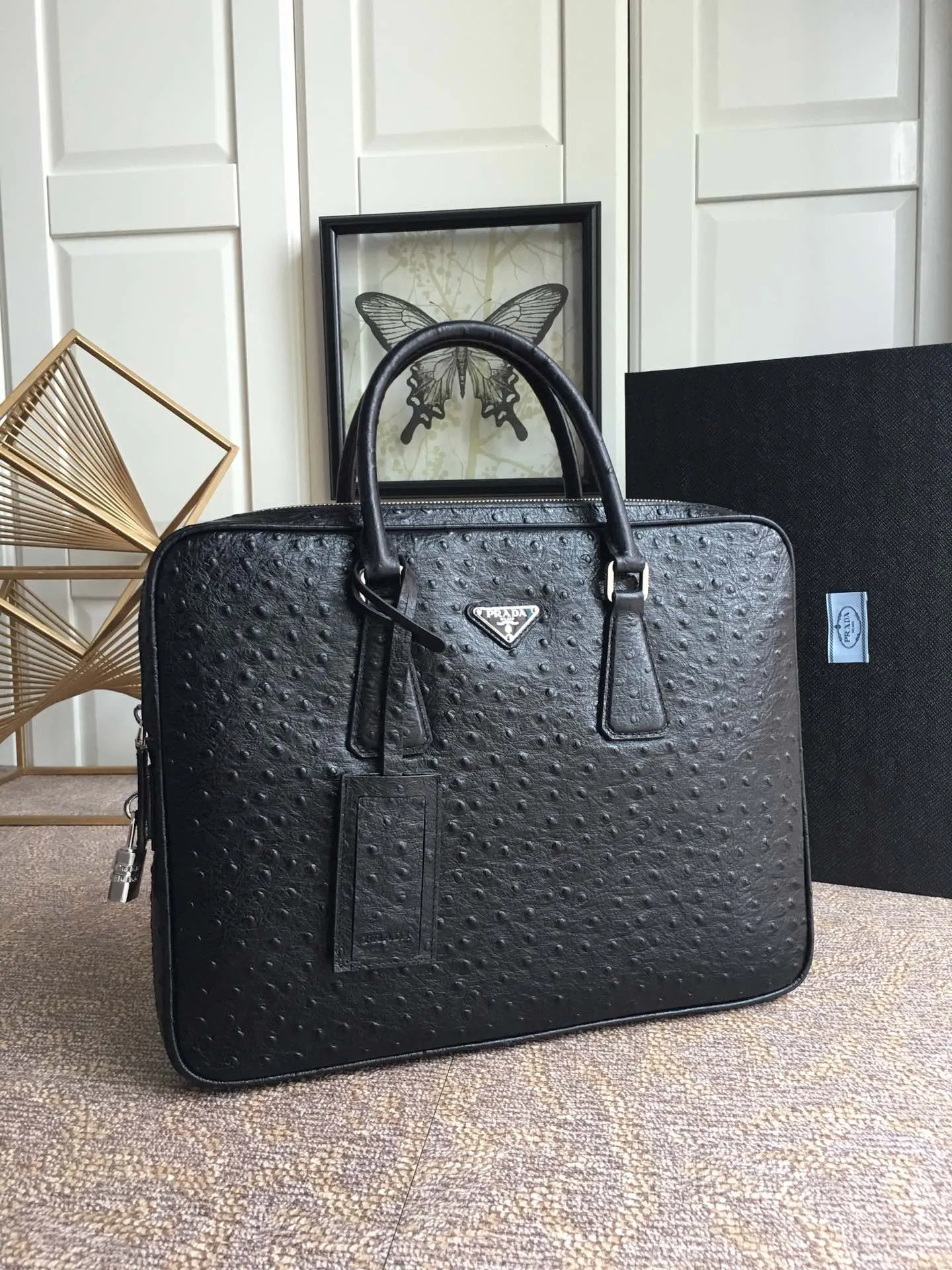 💰2360, P’s new men’s bag [color][color][color], 2VE368 ostrich pattern🎉🎉🎉, made of imported cowhide ostrich pattern, imported sheepskin inside, Top hardware, 175 OEM code, light and fashionable, men's needs, length 36x height 28cm bottom 4cm, 💪💪💪[红包][红包][红包]