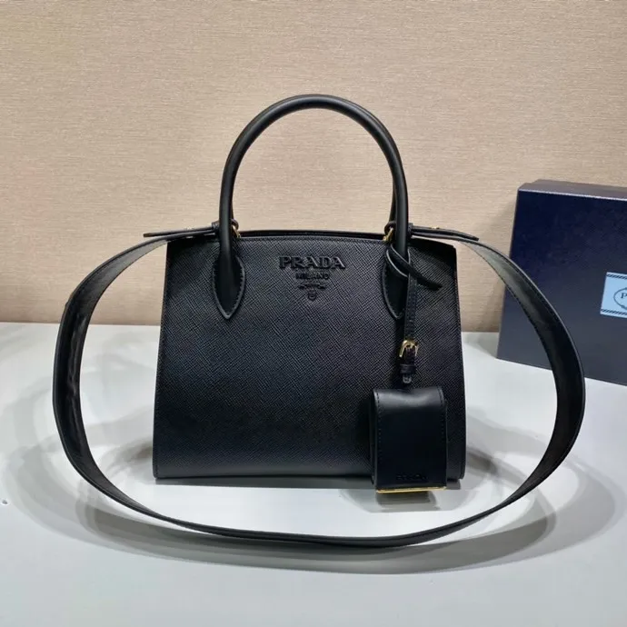 💰2000, exclusive first release model🎉🎉🎉new color🎉new color🎉1BA156, original item👜👜made of imported thick cross cowhide + imported calfskin, 175 OEM code, painted with the same color lettering, unique among classics🎁fashionable and elegant, length 26x height 20x bottom 15cm
