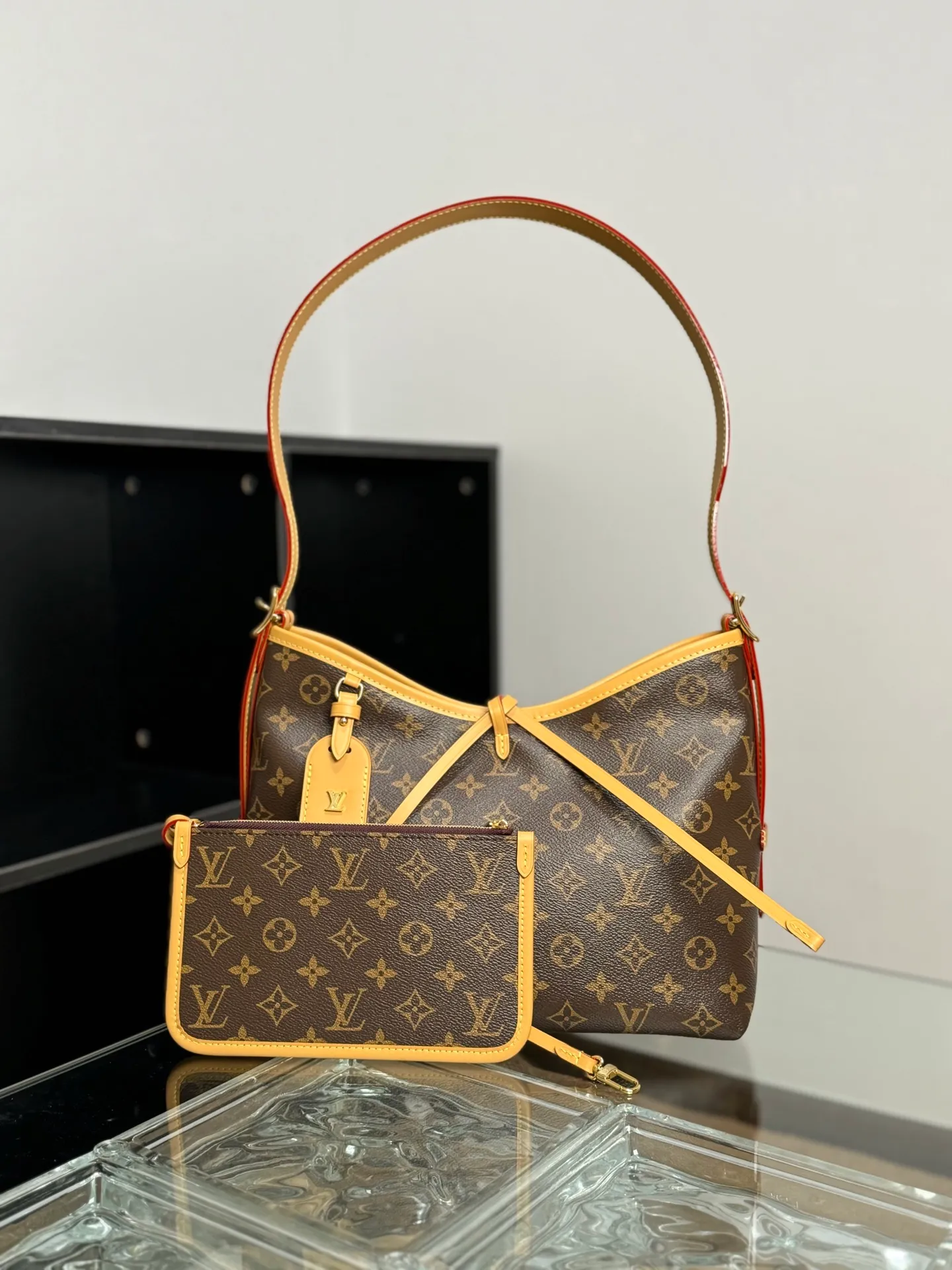 P¥1200 [Special grade MB, 163C01 chip version original leather] CARRYALL small handbag Model: M46203 Material: A-grade all-steel hardware, imported original fabric Size: 29x24x12cm