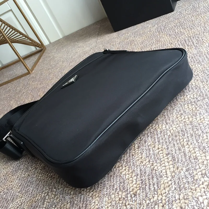 💰900, P Jiachui classic men's bag, 0797 black, original item, made of parachute fabric, top-grade hardware, many compartments, a must-have for men, length 27x height 26cm