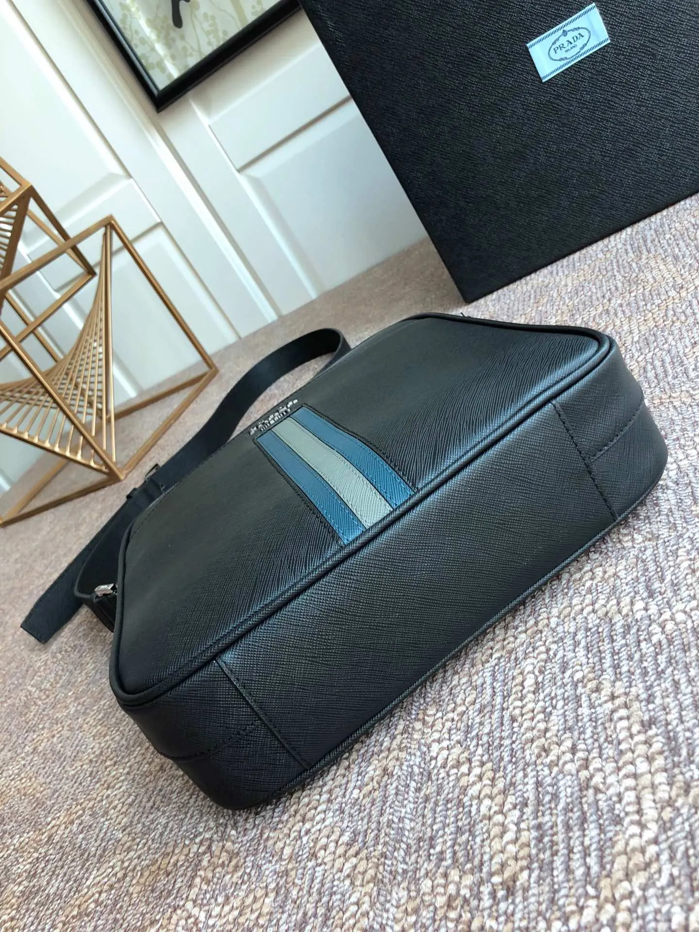 💰1660, P Jiachui new shoulder bag, 008 black, [applause], counter synchronization, the latest style at the counter, complex hand-made color matching, 175 OEM code, length 24X height 26.5cmx bottom 6cm