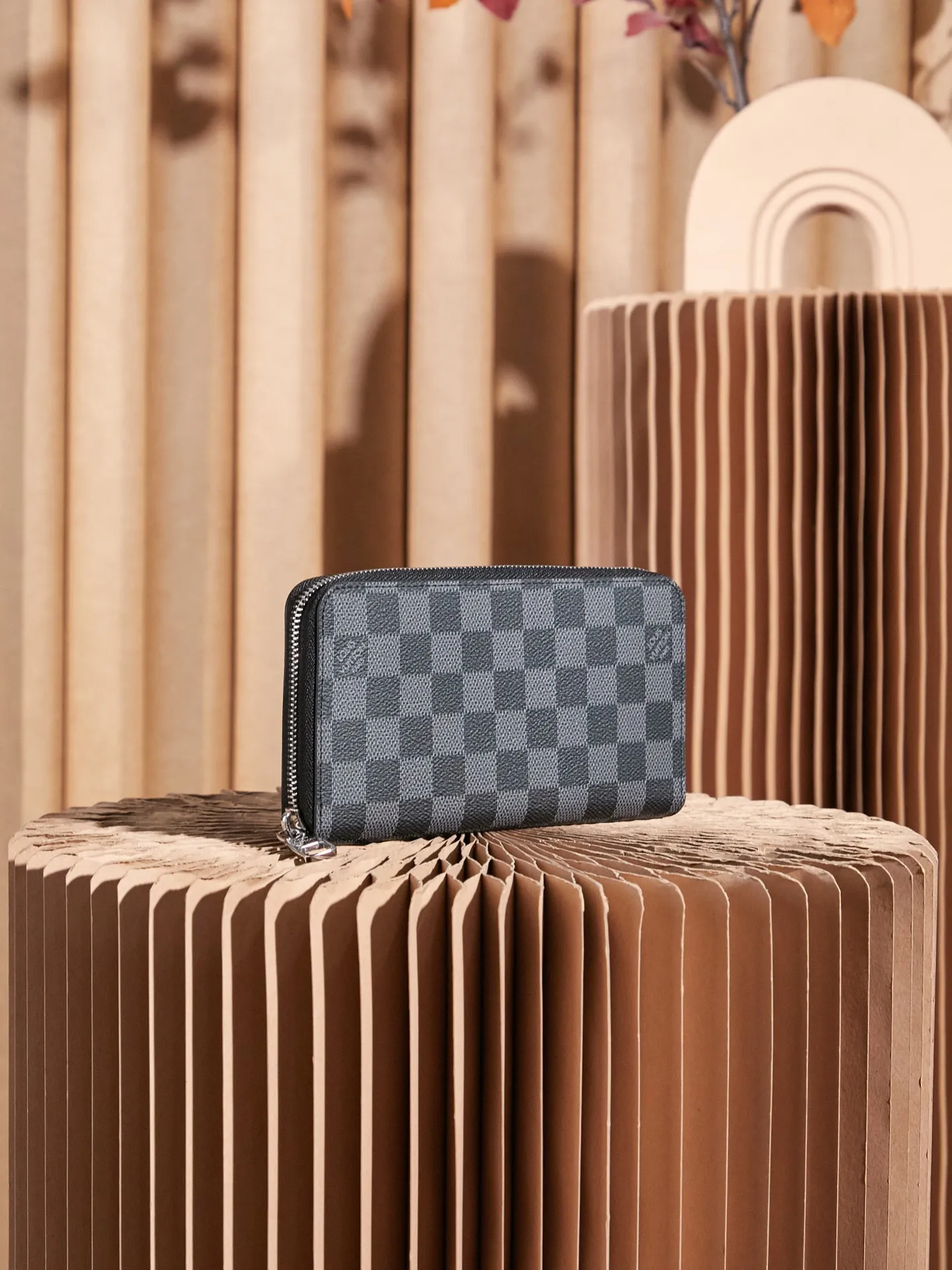P¥300👉nfc163C01 dynamic chip version👈[Top-level inspection-free] N41661 Heige Overseas special supply (special product) Classic wallet brand new upgrade! This Zippy wallet is made of canvas, with a new colorful lining design and four credit card slots, making it convenient and practical. 60017, size: 19.5 x 10.0 x 2.0 cm with gift box