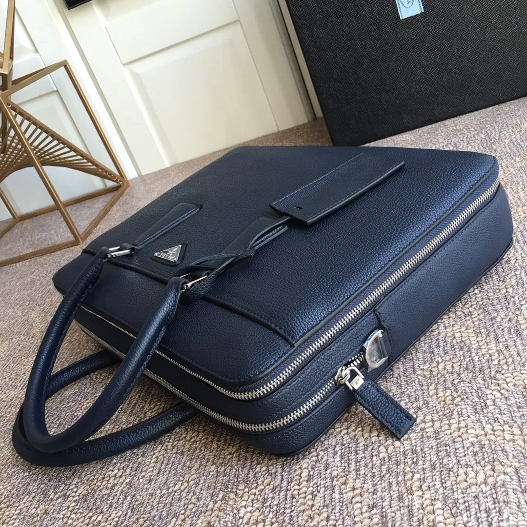 💰2160, Pjiajia’s latest men’s bag 0366👻👻👻, synchronized with counters, top-quality goods, using top-grade imported deerskin pattern, full leather inside and outside, 175 OEM code, length 36.5X height 28cm