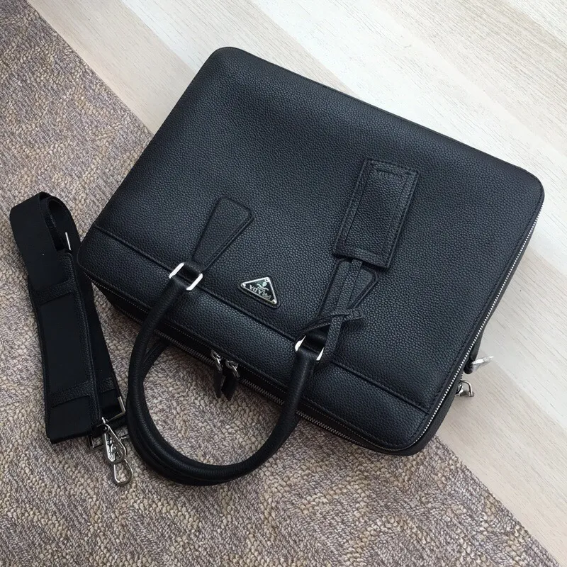 💰2160, Pjiajia’s latest men’s bag 0366👻👻👻, synchronized with counters, top-quality goods, using top-grade imported deerskin pattern, full leather inside and outside, 175 OEM code, length 36.5X height 28cm