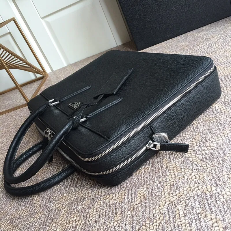 💰2160, Pjiajia’s latest men’s bag 0366👻👻👻, synchronized with counters, top-quality goods, using top-grade imported deerskin pattern, full leather inside and outside, 175 OEM code, length 36.5X height 28cm