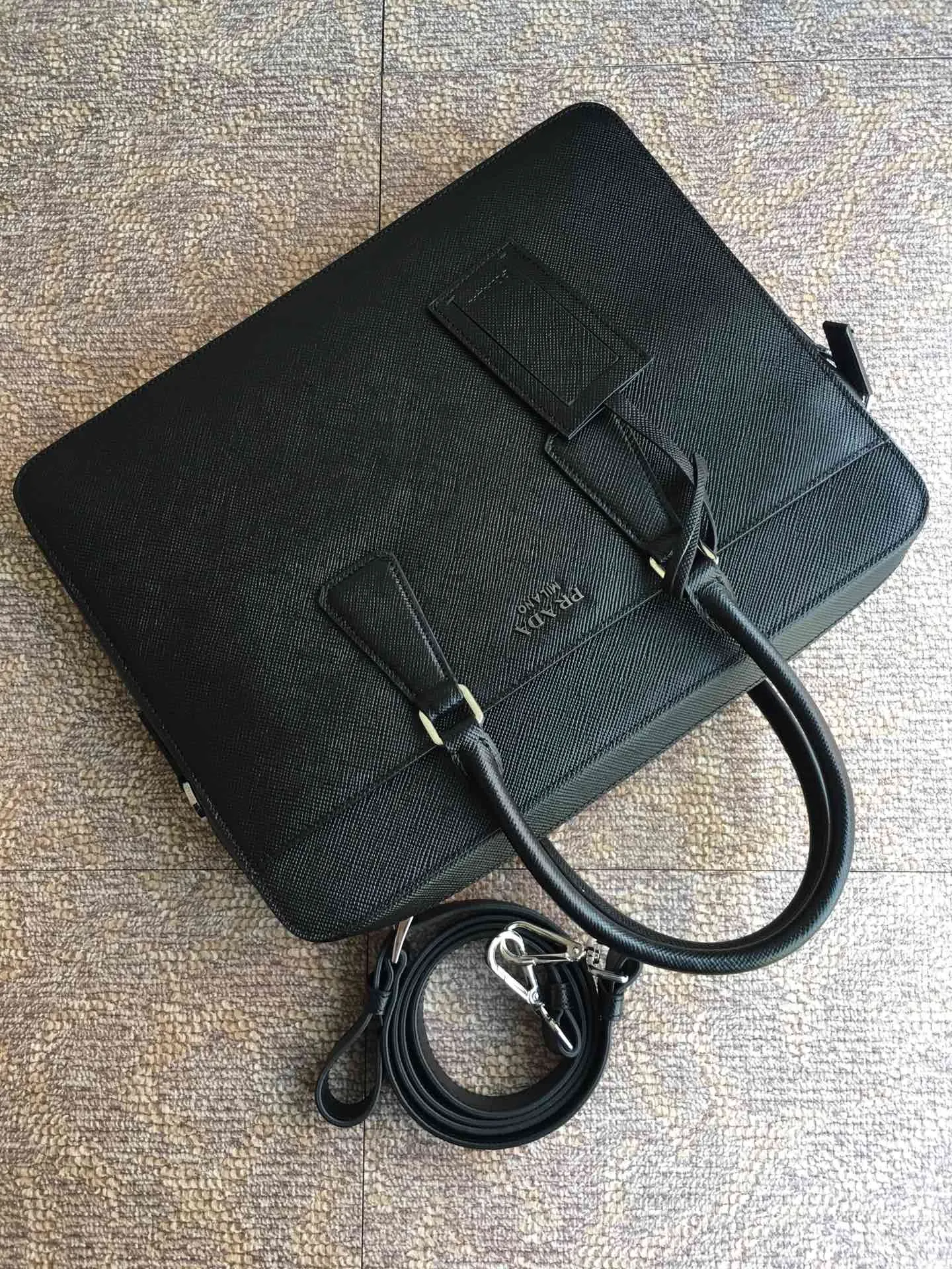 💰1960, P Jiachui's new men's bag, 2VE363B, single layer, spread word watch, counter synchronization [strong][strong][strong], imported original thick cross pattern men's bag, double-layered grid, men's favorite, length 36X height 28X thickness 6,