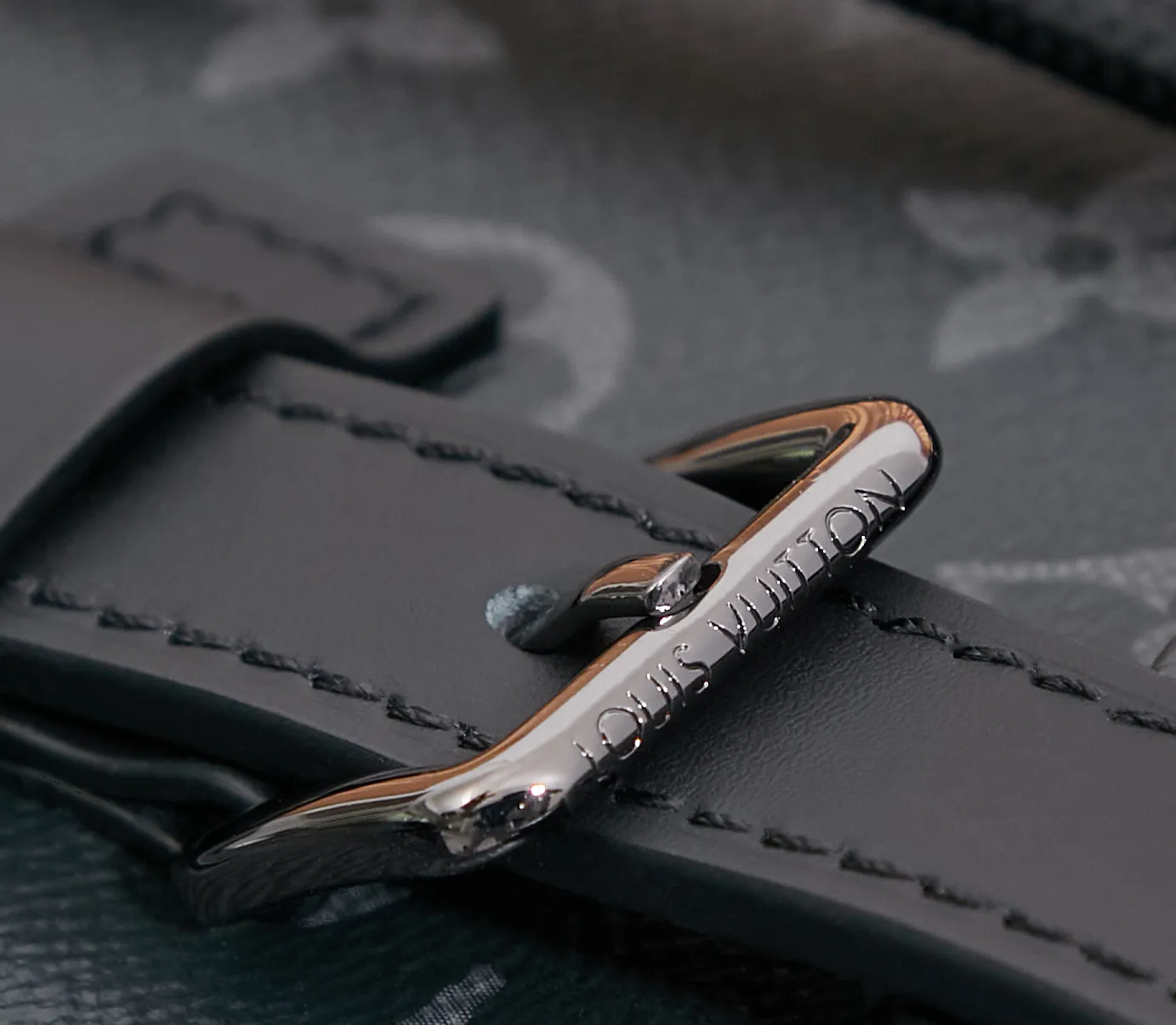 P¥960👉nfc163C01 dynamic chip version👈[Top inspection-free pure steel hardware] This CHRlSTOPHER backpack M43735 black flower inspection-free version 🔍Perfect details 🔍The essence of solid construction!