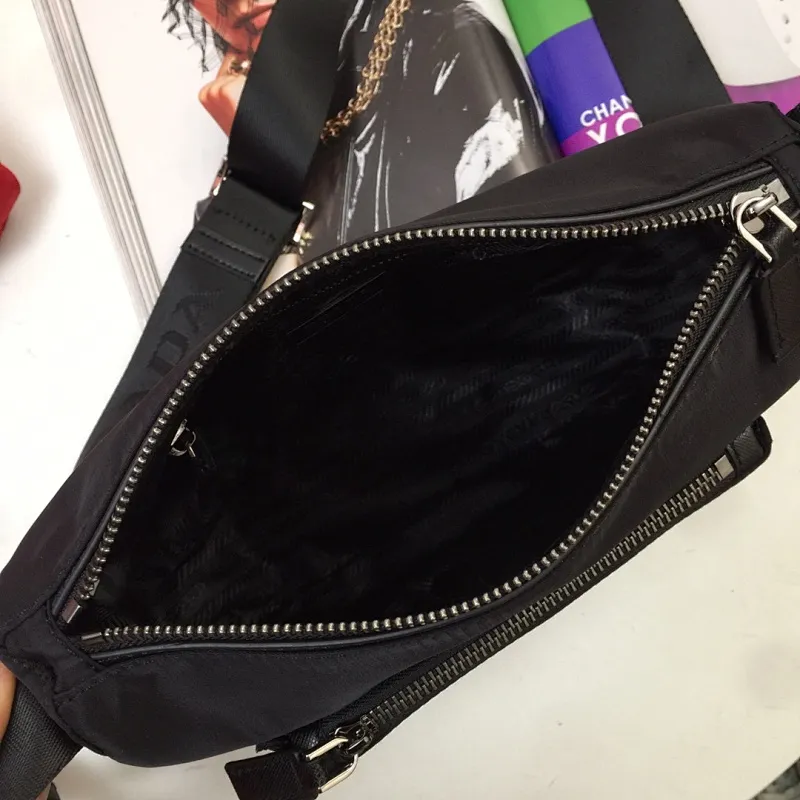 All categories Official website "Brand Women's Bags" Women's Bags 💙 PRADA replica PRADA, fine imitation PRADA bags, PRADA shoulder bags, 2023 official latest version PRADA crossbody bag, bag factory, original material, size: 26-22-9CM