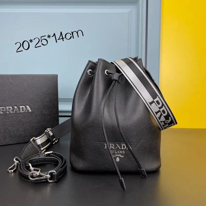 All categories Official website "Brand Women's Bags" Women's Bags 💙 PRADA 2022 official new Prada cowhide backpack wholesale 58001700 High quality Size: 20-25-14CM