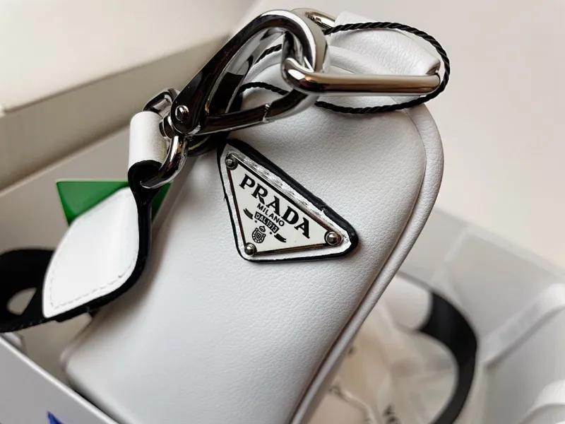 All Categories Official Website "Brand Women's Bags" Women's Bags 💙 PRADA 2024 Latest Prada Crossbody Bag