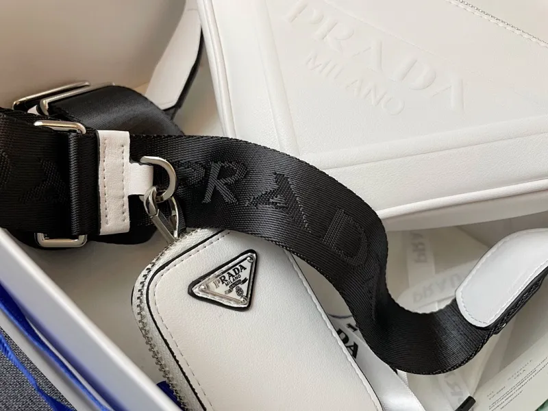 All Categories Official Website "Brand Women's Bags" Women's Bags 💙 PRADA 2024 Latest Prada Crossbody Bag