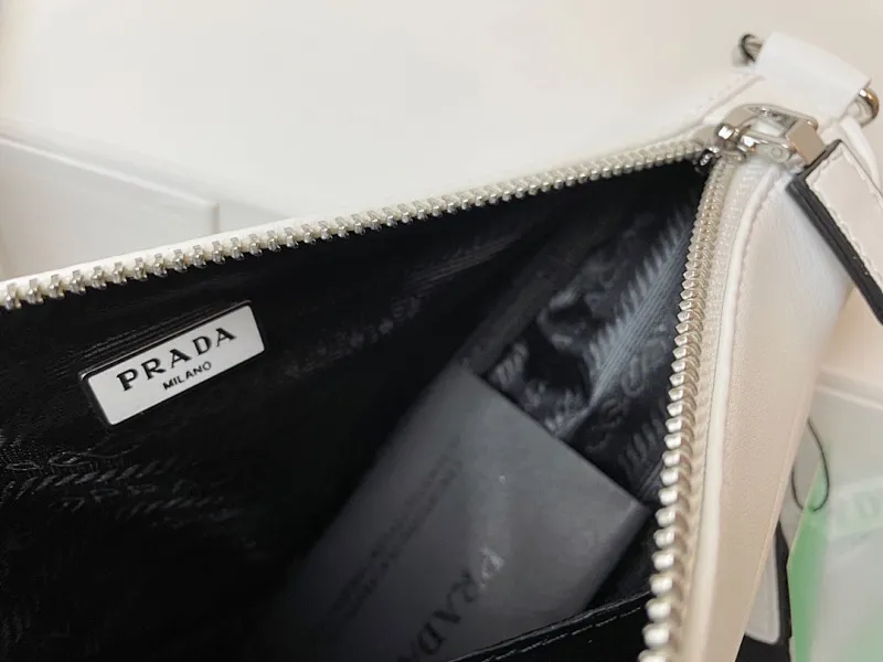 All Categories Official Website "Brand Women's Bags" Women's Bags 💙 PRADA 2024 Latest Prada Crossbody Bag