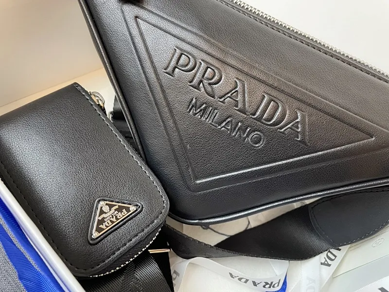 All Categories Official Website "Brand Women's Bags" Women's Bags 💙 PRADA 2024 Latest Prada Crossbody Bag