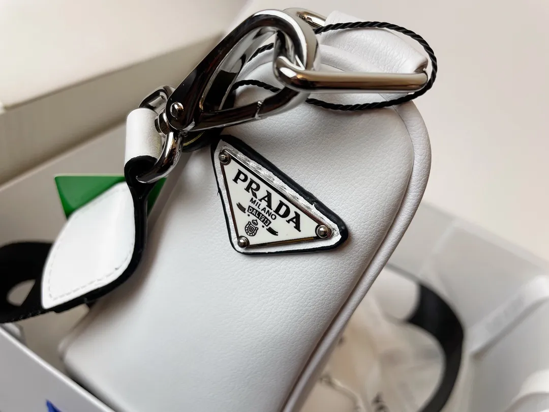 All Categories Official Website "Brand Women's Bags" Women's Bags 💙 PRADA 2024 Latest Prada Crossbody Bag