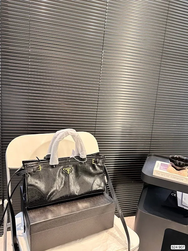 All Categories Official Website "Brand Women's Bags" Women's Bags 💙 PRADA 2024 Official Website New Prada Crossbody Bag