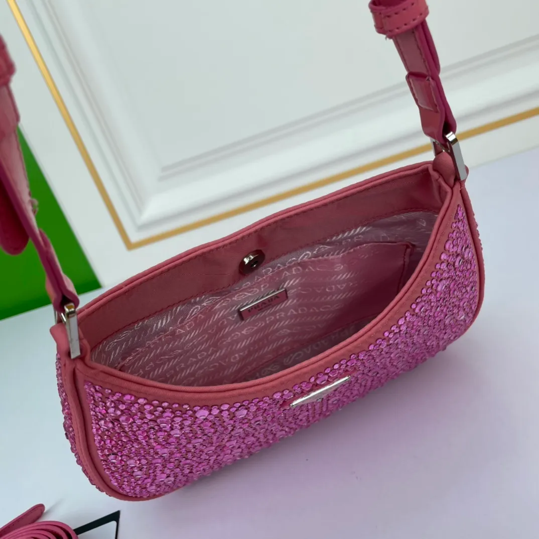 All categories Official website "Brand Women's Bags" Women's Bags 💙 PRADA 2022 official new Prada calfskin armpit bag wholesale 58001700 High quality Size: 25CM