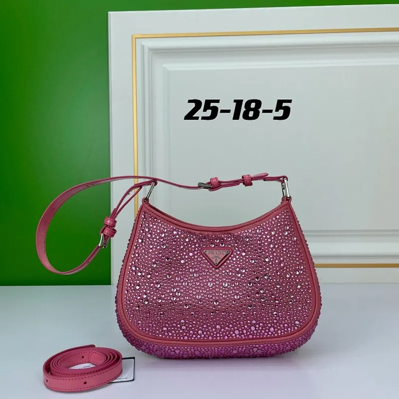 All categories Official website "Brand Women's Bags" Women's Bags 💙 PRADA 2022 official new Prada calfskin armpit bag wholesale 58001700 High quality Size: 25CM