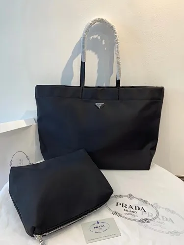 All categories Official website "Brand Women's Bags" Women's Bags 💙 PRADA 2022 Official New Prada Handbag Wholesale 58001400 High Quality Specifications: 40-34-16CM