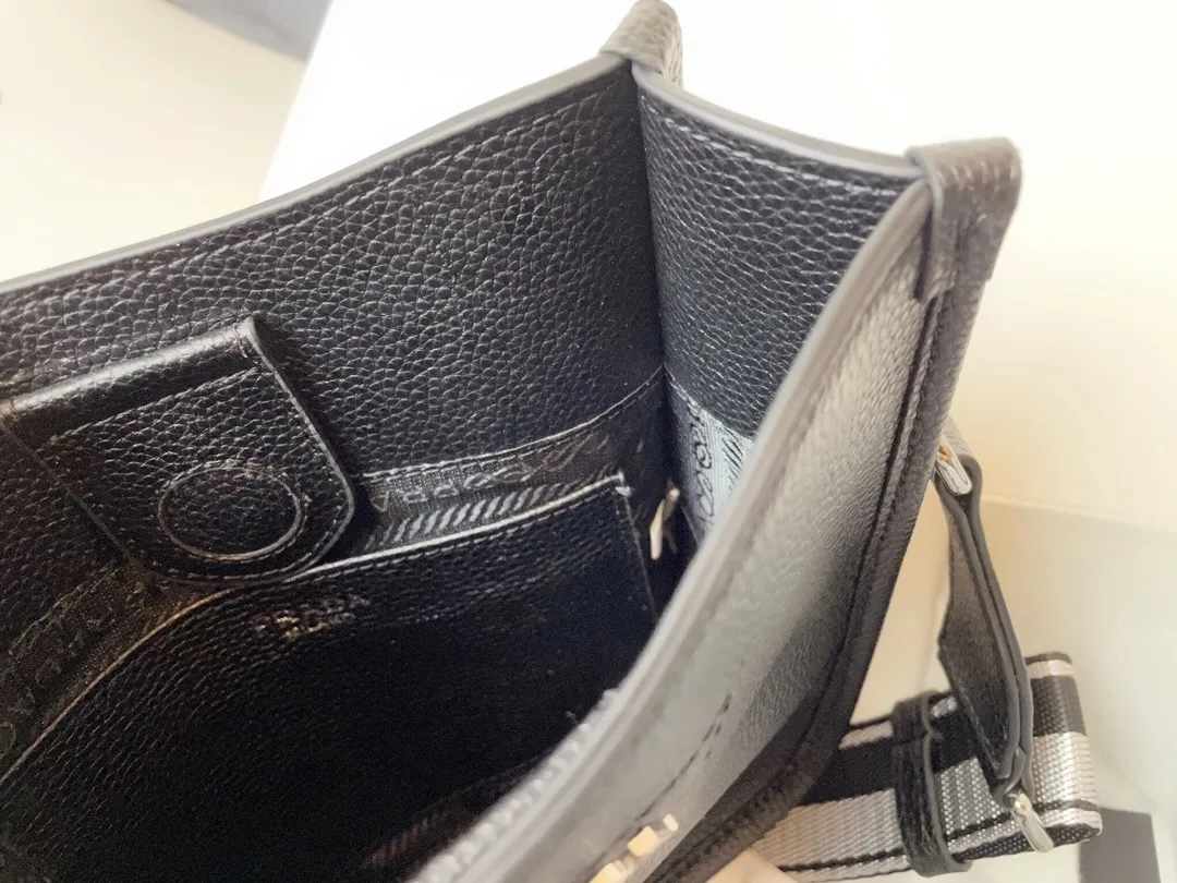 All Categories Official Website "Brand Women's Bags" Women's Bags 💙 PRADA 2024 Latest Prada Crossbody Bag