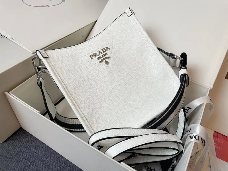 All Categories Official Website "Brand Women's Bags" Women's Bags 💙 PRADA 2024 Latest Prada Crossbody Bag