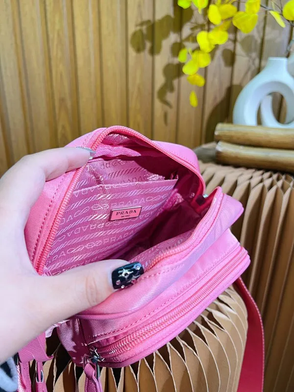 All Categories Official Website "Brand Women's Bags" Women's Bags 💙 PRADA 2023 latest version Prada camera bag
