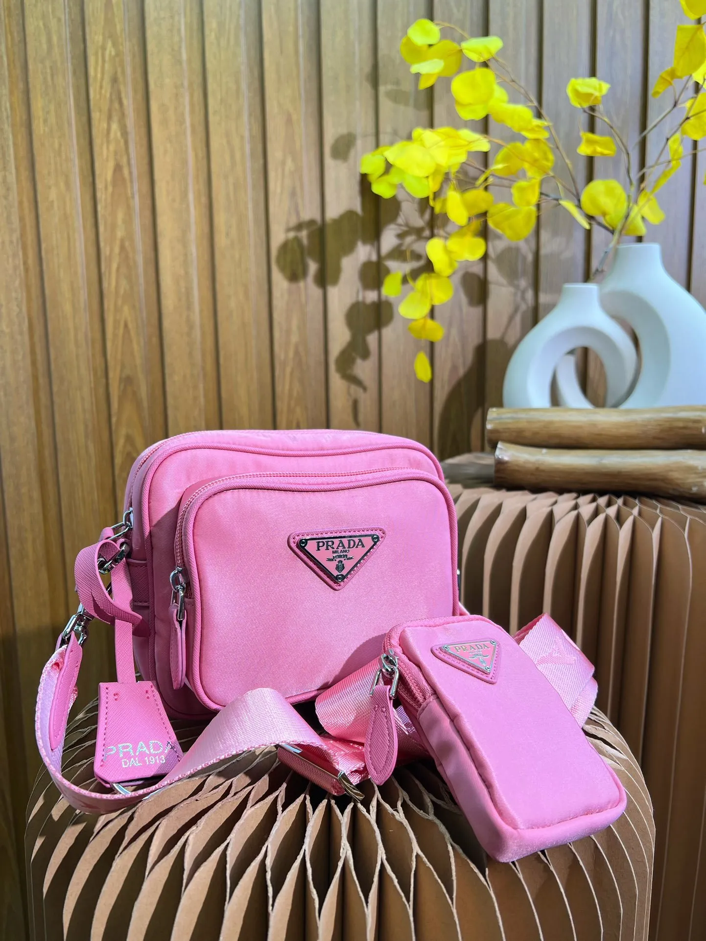 All Categories Official Website "Brand Women's Bags" Women's Bags 💙 PRADA 2023 latest version Prada camera bag