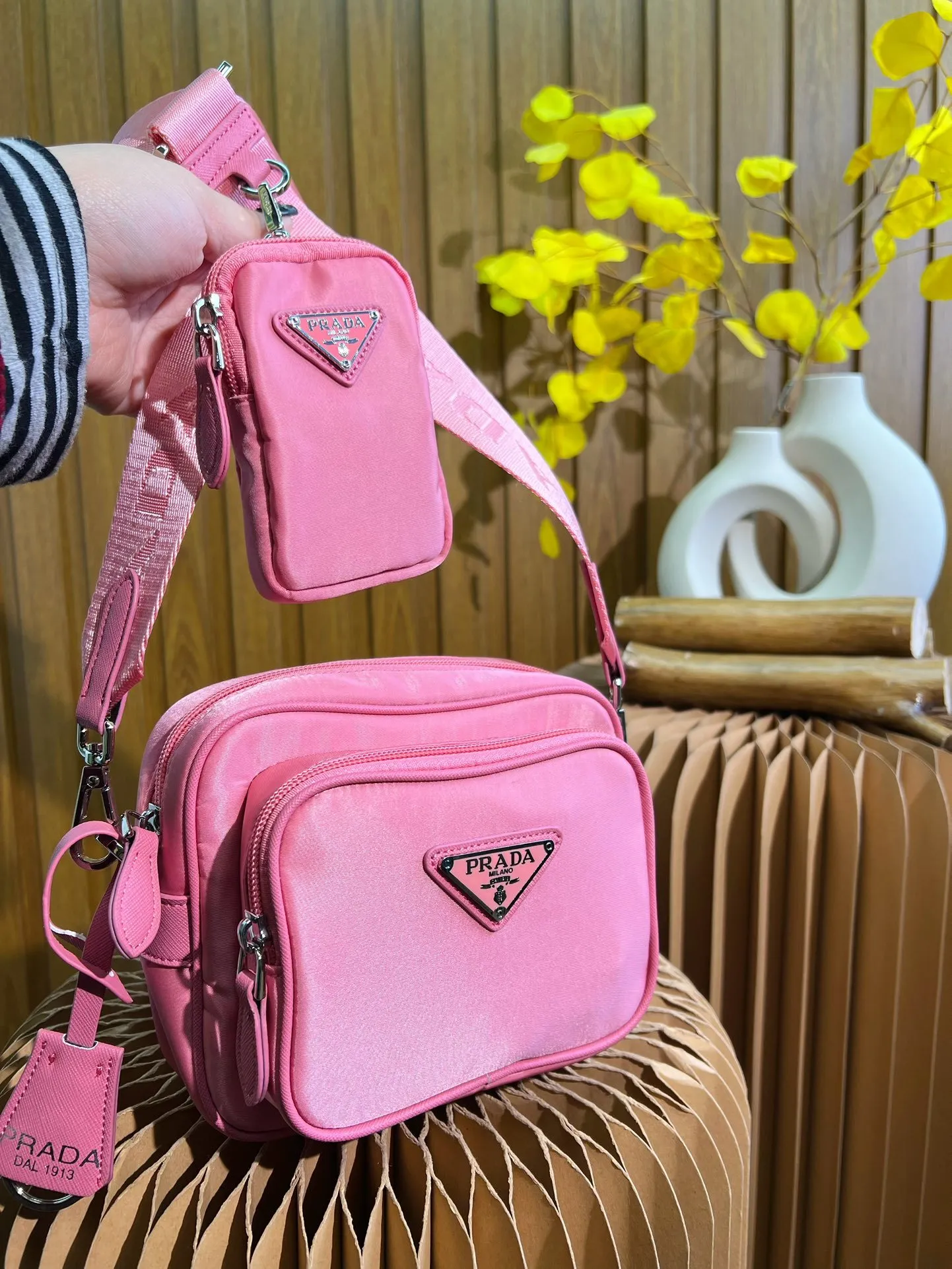 All Categories Official Website "Brand Women's Bags" Women's Bags 💙 PRADA 2023 latest version Prada camera bag