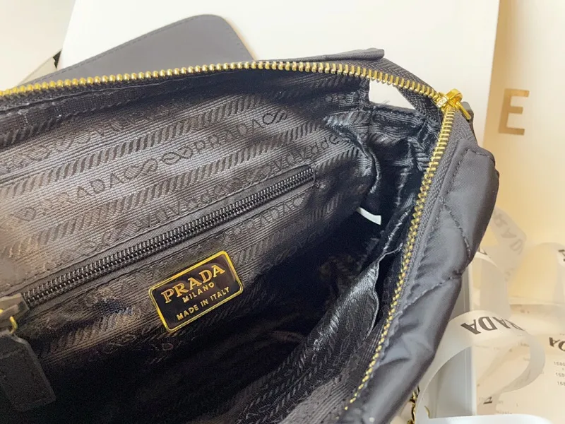 All Categories Official Website "Brand Women's Bags" Women's Bags 💙 PRADA 2024 Latest Prada Crossbody Bag