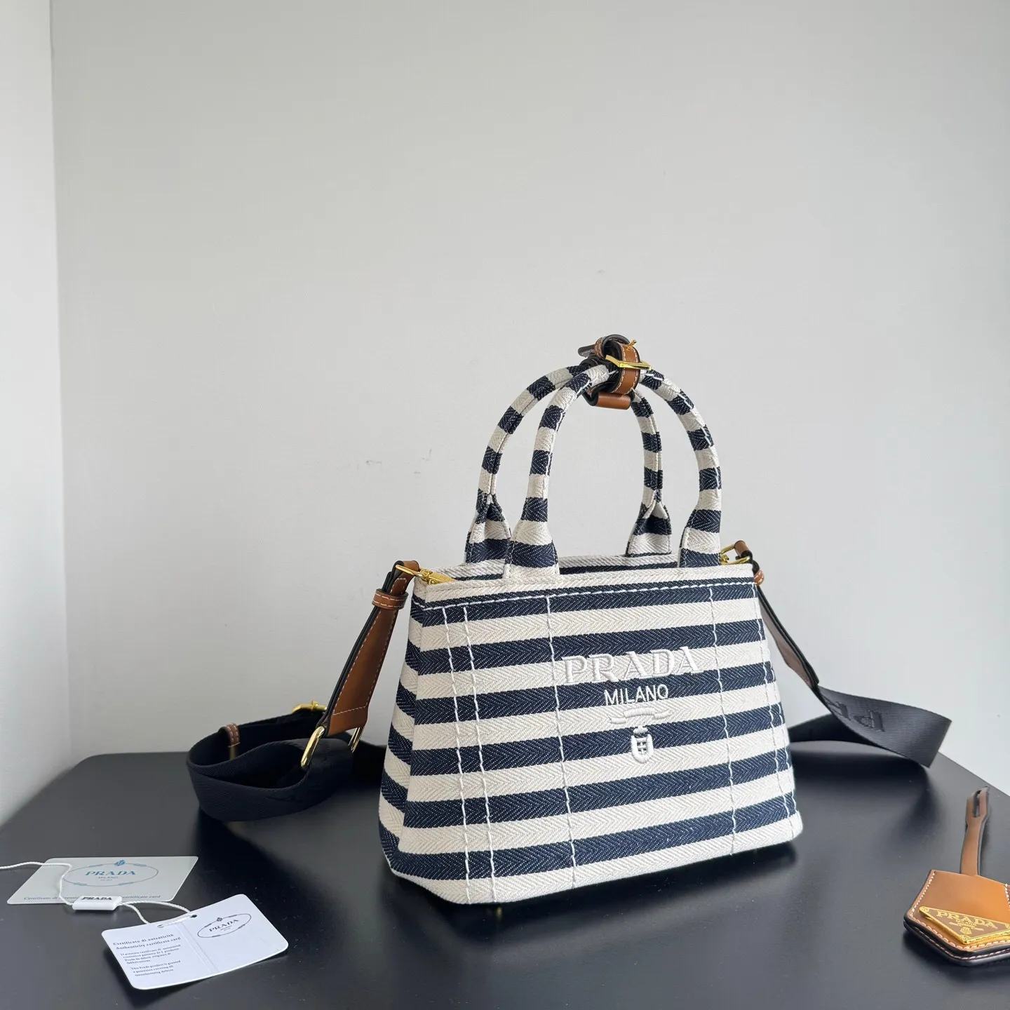 All Categories Official Website "Brand Women's Bags" Women's Bags 💙 PRADA 2025 New Prada Tote Bag
