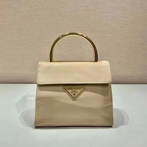 All categories Official website "Brand Women's Bags" Women's Bags 💙 PRADA 2022 official new Prada handbag wholesale Original order quality 58003800 Size: 21-17-12Cm