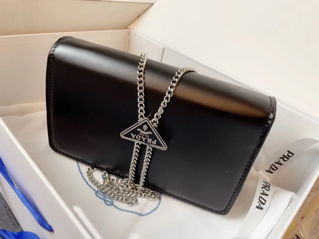 All Categories Official Website "Brand Women's Bags" Women's Bags 💙 PRADA 2024 Latest Prada Crossbody Bag