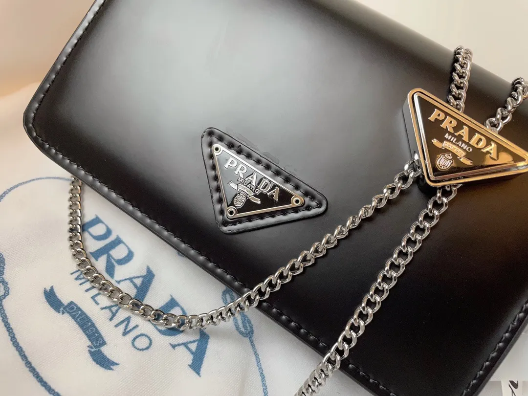All Categories Official Website "Brand Women's Bags" Women's Bags 💙 PRADA 2024 Latest Prada Crossbody Bag