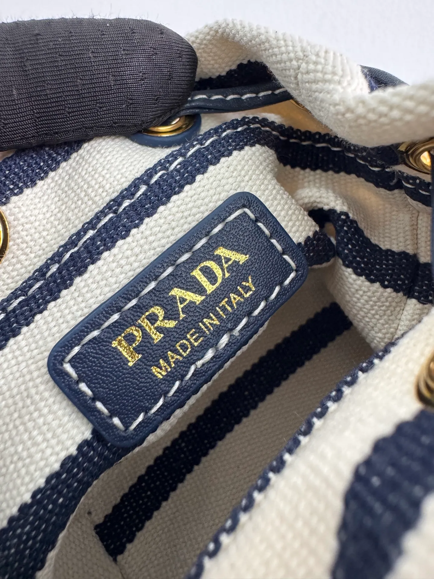 All Categories Official Website "Brand Women's Bags" Women's Bags 💙 PRADA 2025 New Prada Bucket Bag