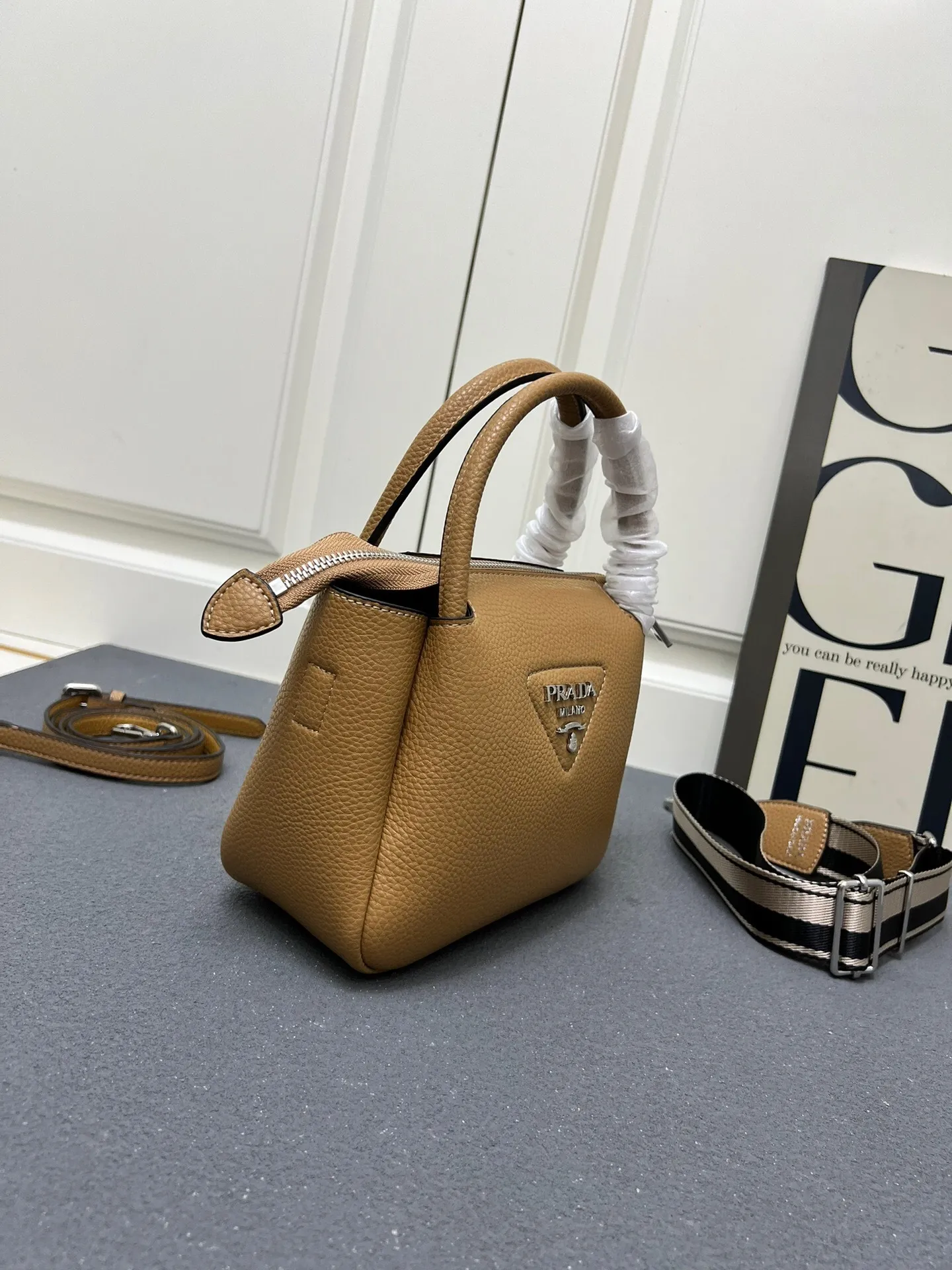 All Categories Official Website "Brand Women's Bags" Women's Bags 💙 PRADA 2025 New Prada Crossbody Bag
