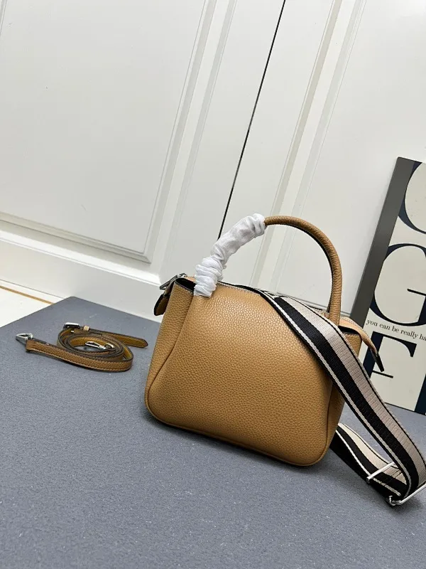 All Categories Official Website "Brand Women's Bags" Women's Bags 💙 PRADA 2025 New Prada Crossbody Bag
