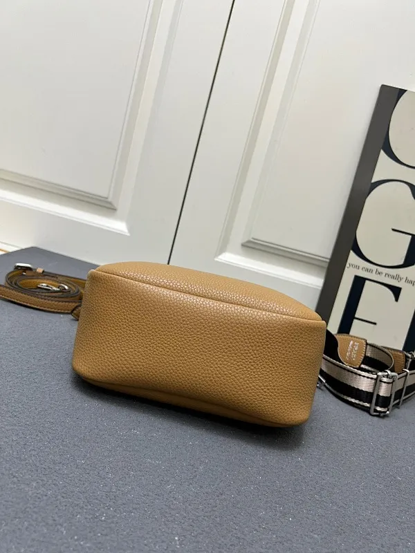 All Categories Official Website "Brand Women's Bags" Women's Bags 💙 PRADA 2025 New Prada Crossbody Bag