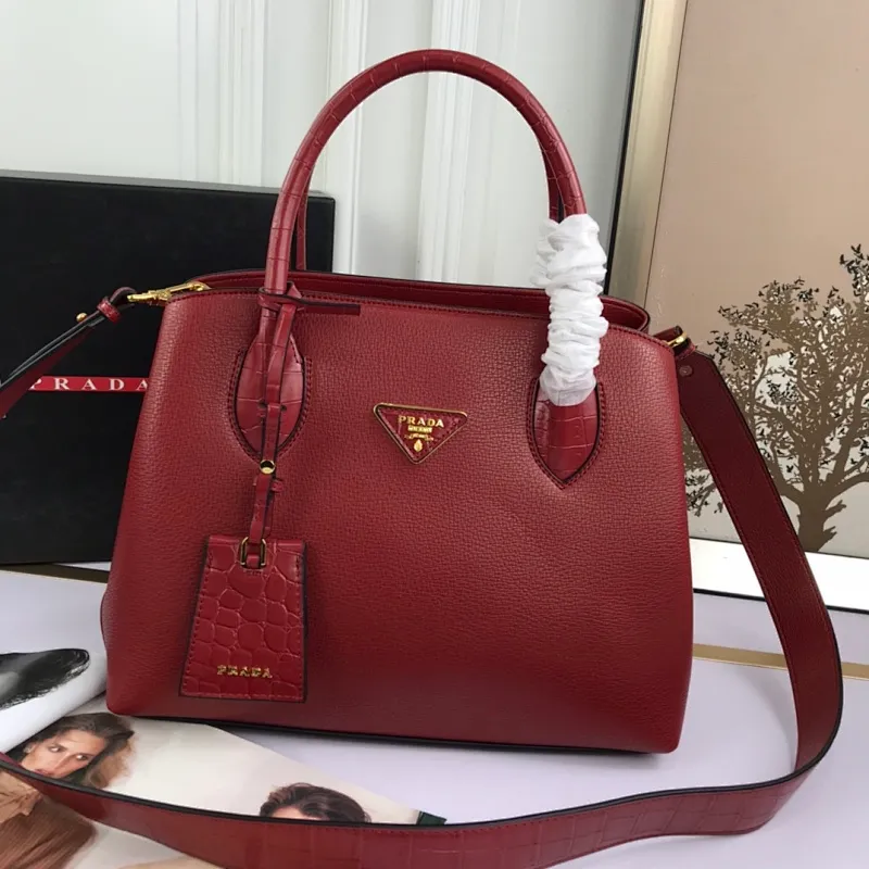 All categories Official website "Brand Women's Bags" Women's Bags 💙 PRADA 2022 official new Prada calfskin handbag wholesale 58002500 High quality Size: 30-24-14CM