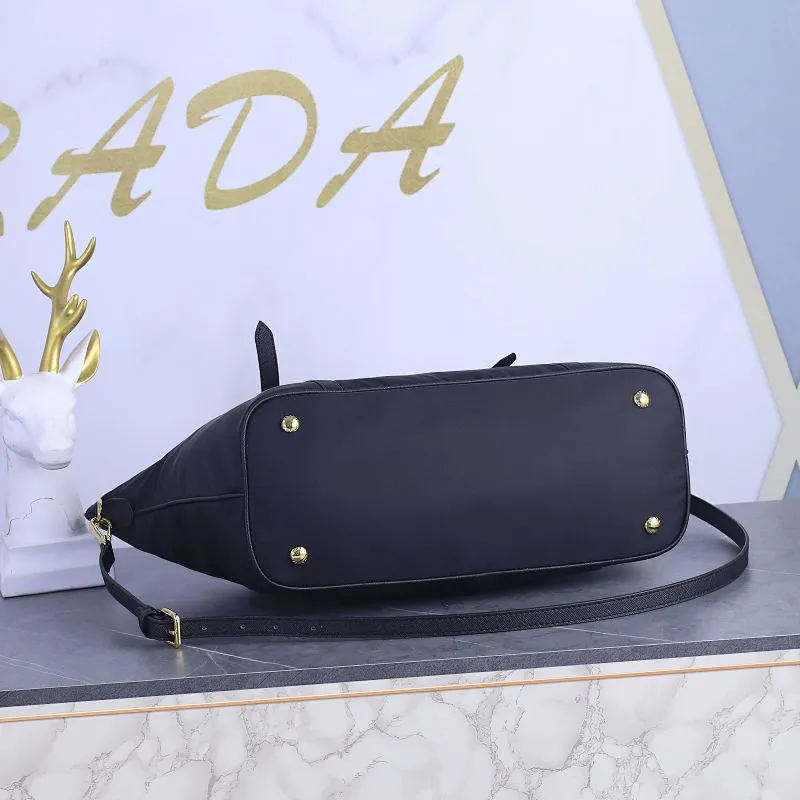 All categories Official website "Brand Women's Bags" Women's Bags 💙 PRADA 2022 official new Prada handbag wholesale 58003080 Original order quality Size: 48-35-29CM