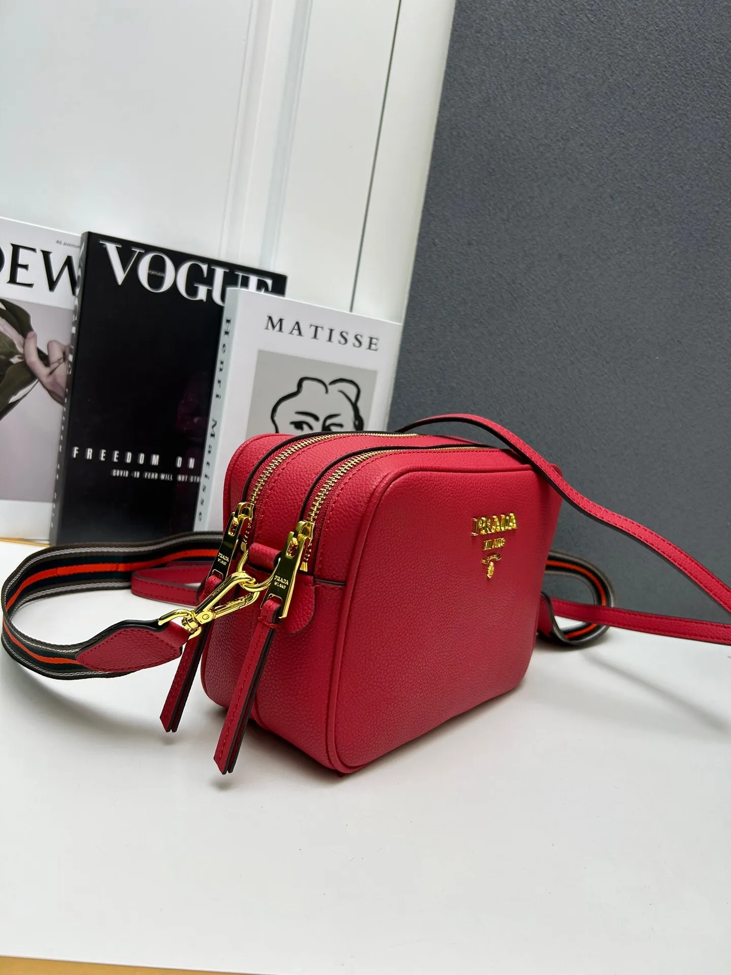 All Categories Official Website "Brand Women's Bags" Women's Bags 💙 PRADA 2025 New Prada Crossbody Bag