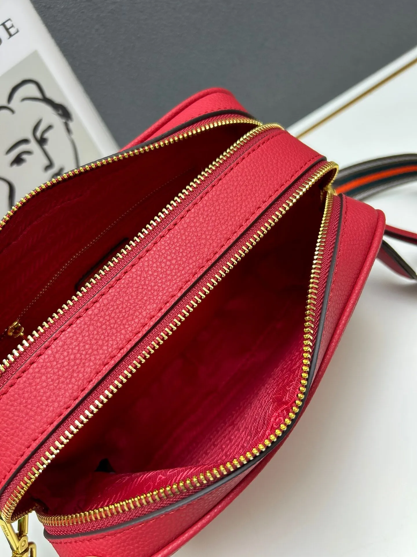 All Categories Official Website "Brand Women's Bags" Women's Bags 💙 PRADA 2025 New Prada Crossbody Bag