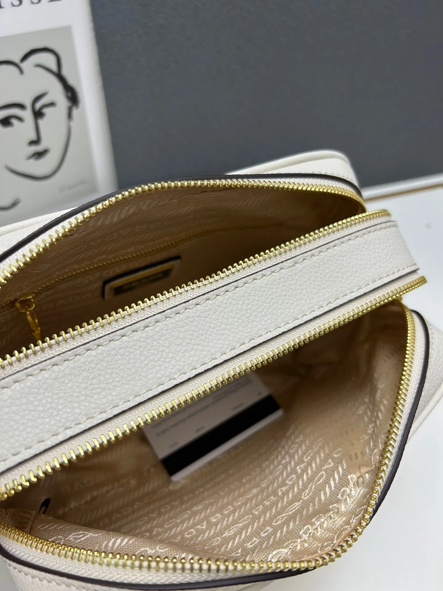 All Categories Official Website "Brand Women's Bags" Women's Bags 💙 PRADA 2025 New Prada Crossbody Bag