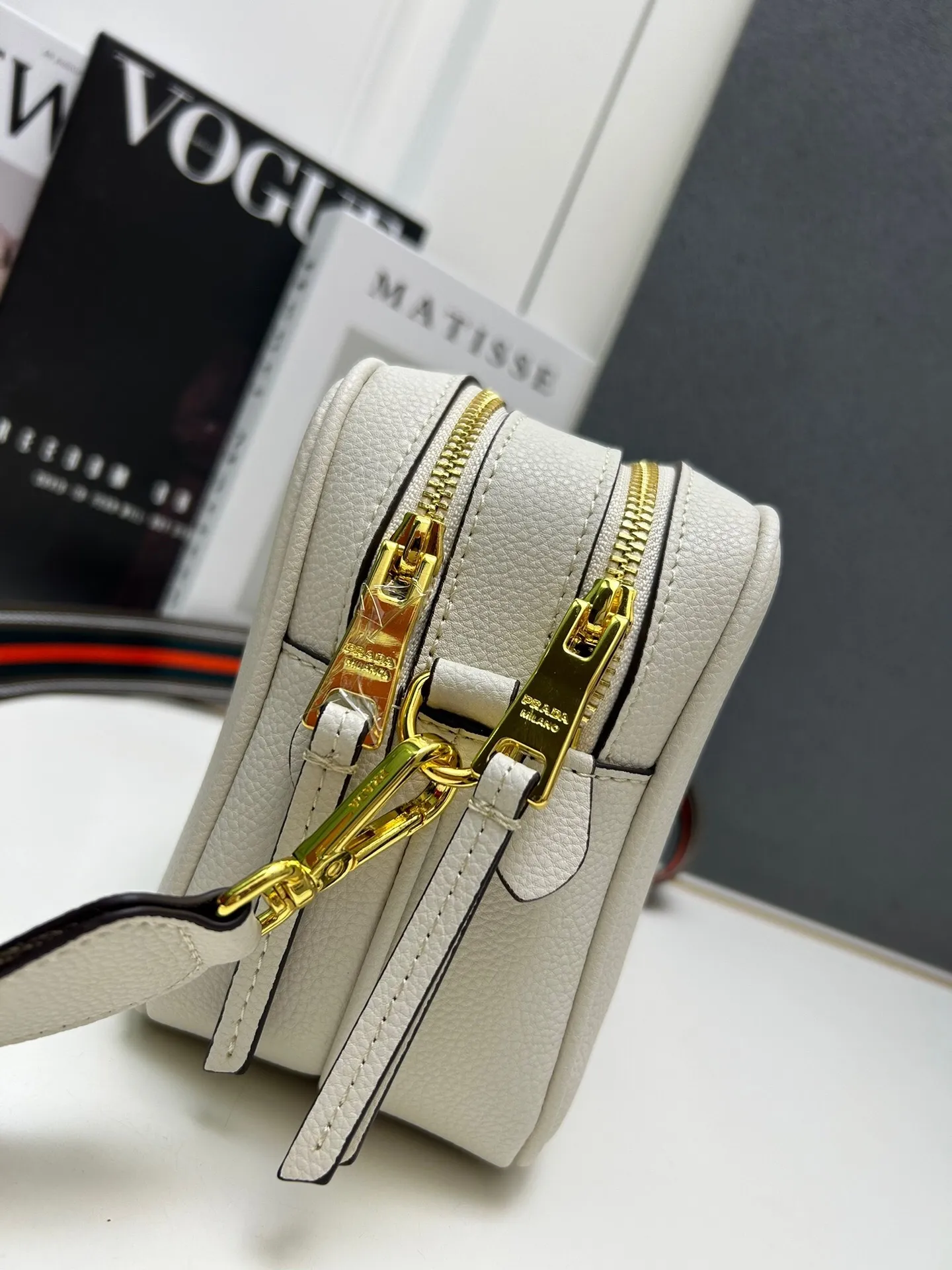 All Categories Official Website "Brand Women's Bags" Women's Bags 💙 PRADA 2025 New Prada Crossbody Bag