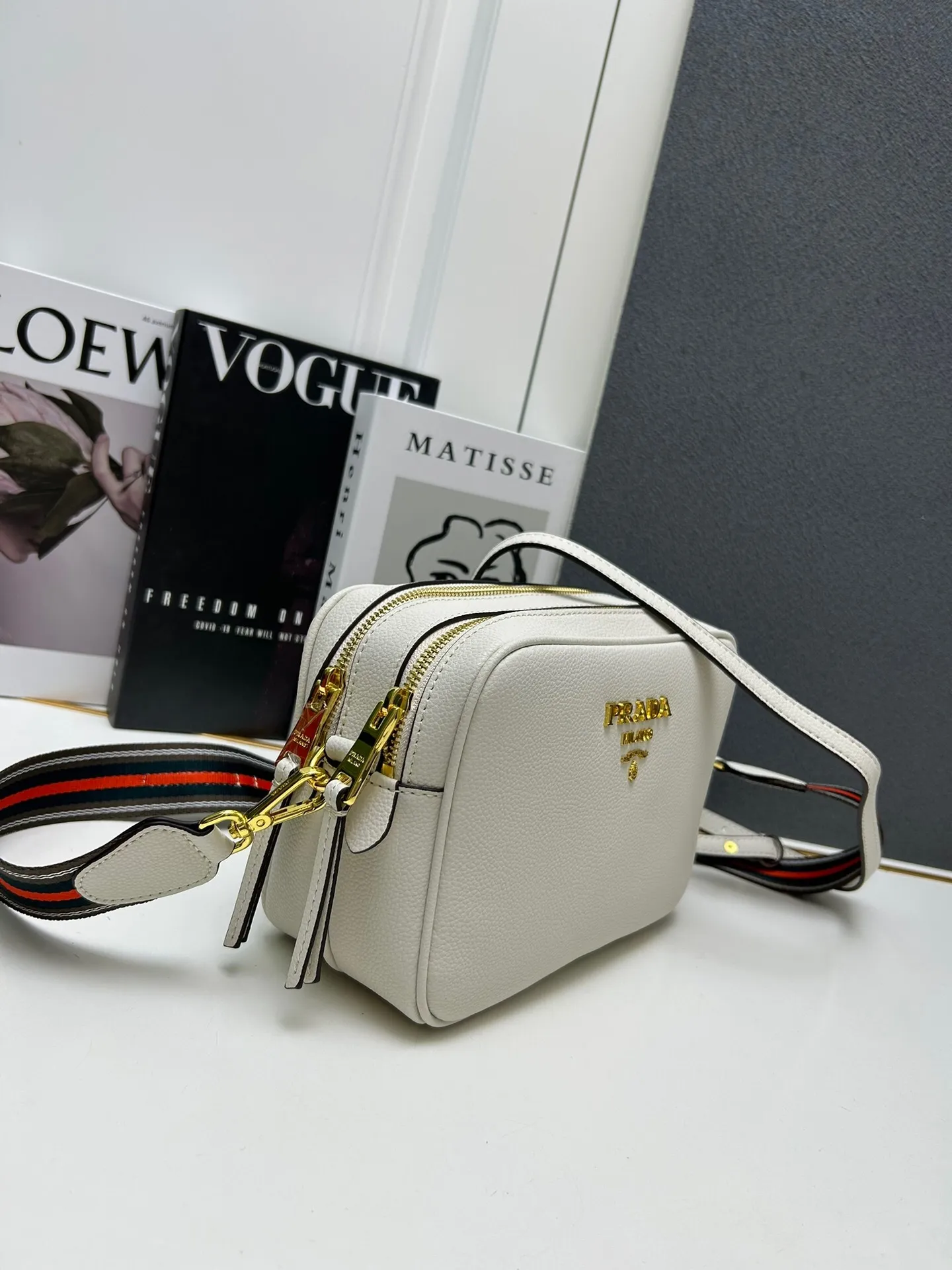 All Categories Official Website "Brand Women's Bags" Women's Bags 💙 PRADA 2025 New Prada Crossbody Bag