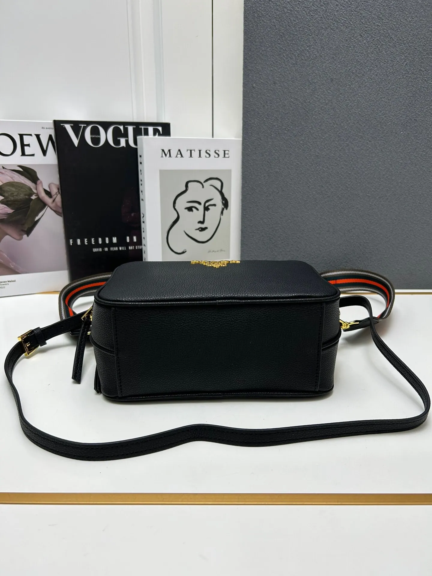 All Categories Official Website "Brand Women's Bags" Women's Bags 💙 PRADA 2025 New Prada Crossbody Bag
