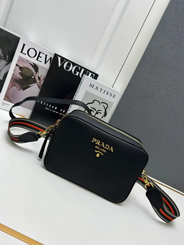 All Categories Official Website "Brand Women's Bags" Women's Bags 💙 PRADA 2025 New Prada Crossbody Bag