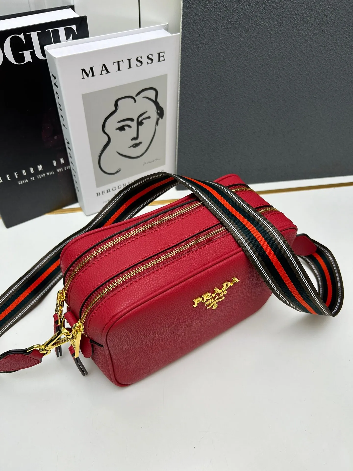 All Categories Official Website "Brand Women's Bags" Women's Bags 💙 PRADA 2025 New Prada Crossbody Bag