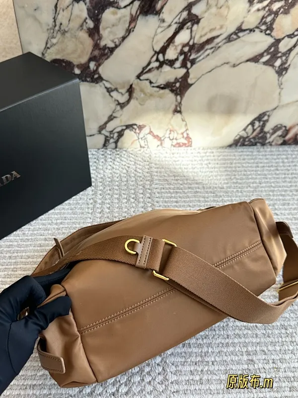 All Categories Official Website "Brand Women's Bags" Women's Bags 💙 PRADA 2025 New Prada Crossbody Bag