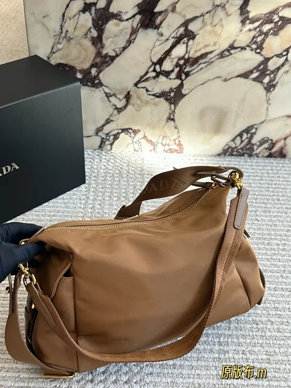 All Categories Official Website "Brand Women's Bags" Women's Bags 💙 PRADA 2025 New Prada Crossbody Bag