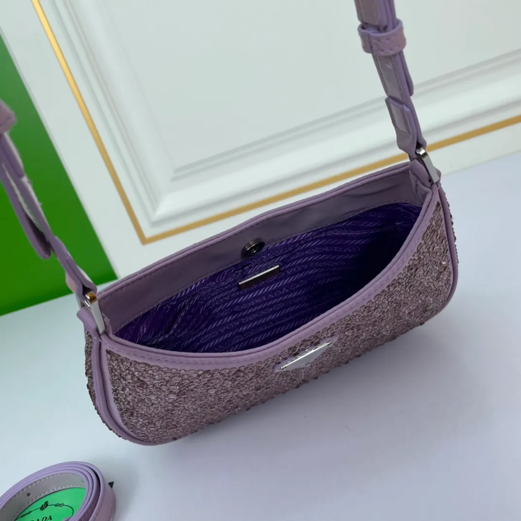 All categories Official website "Brand Women's Bags" Women's Bags 💙 PRADA 2022 official new Prada crossbody bag wholesale 58002300 Original order quality Size: 25-18-5CM